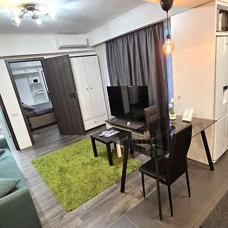 Like Home Victoriei Bukares Bagian luar foto